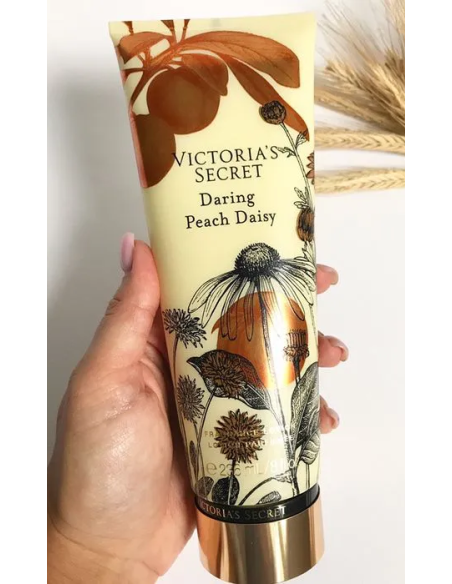 Victoria's Secret Daring Peach Daisy Lotion 236ml - TheBeautyCool